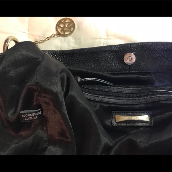 DKNY Leather handbag - Picture 7 of 8
